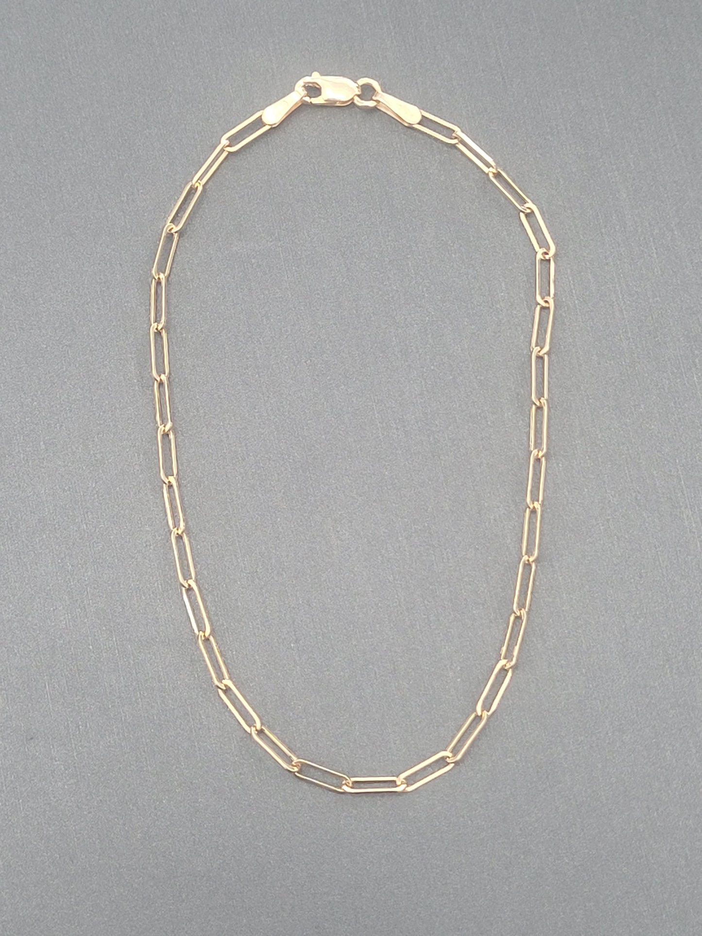 9ct Elongated Paper Clip Bracelet