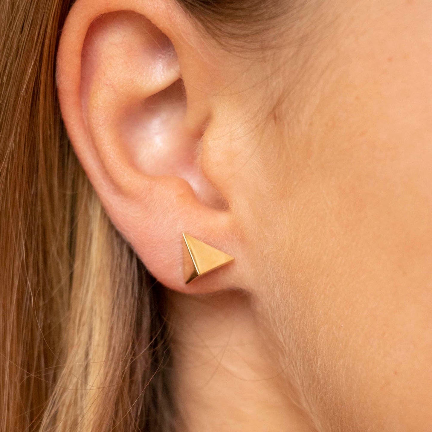 9K Yellow Gold 10mm x 8.5mm Elongated Pyramid Stud Earrings