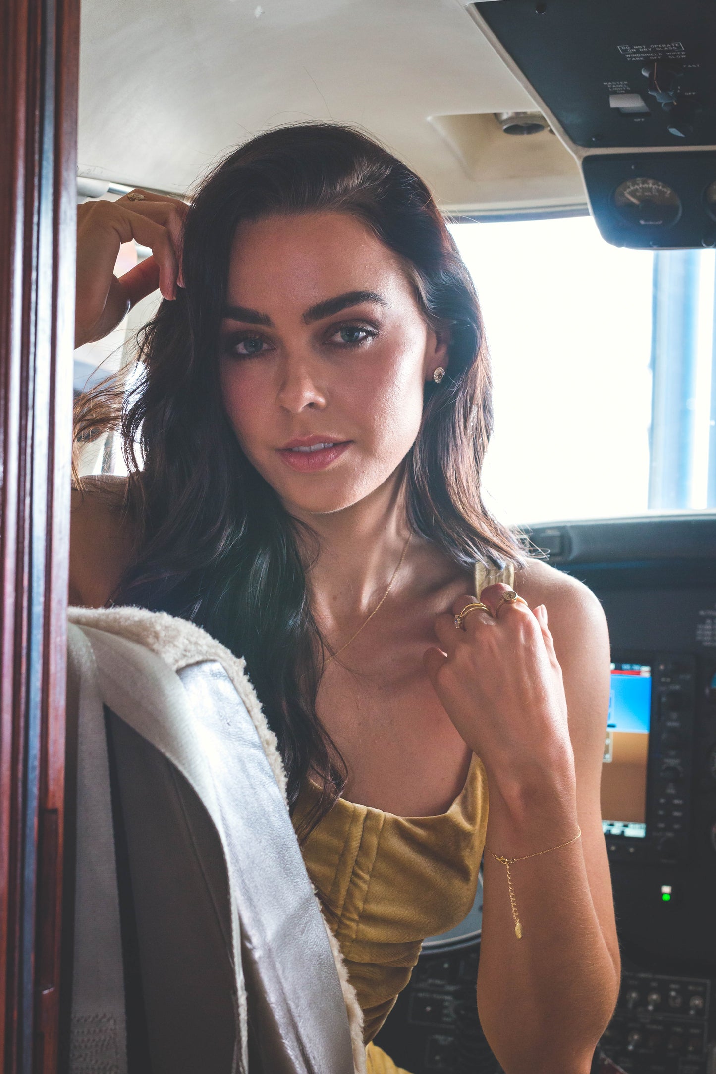 GEORGINI A CHRISTMAS JOURNEY ELLIPSE SOLITAIRE GOLD