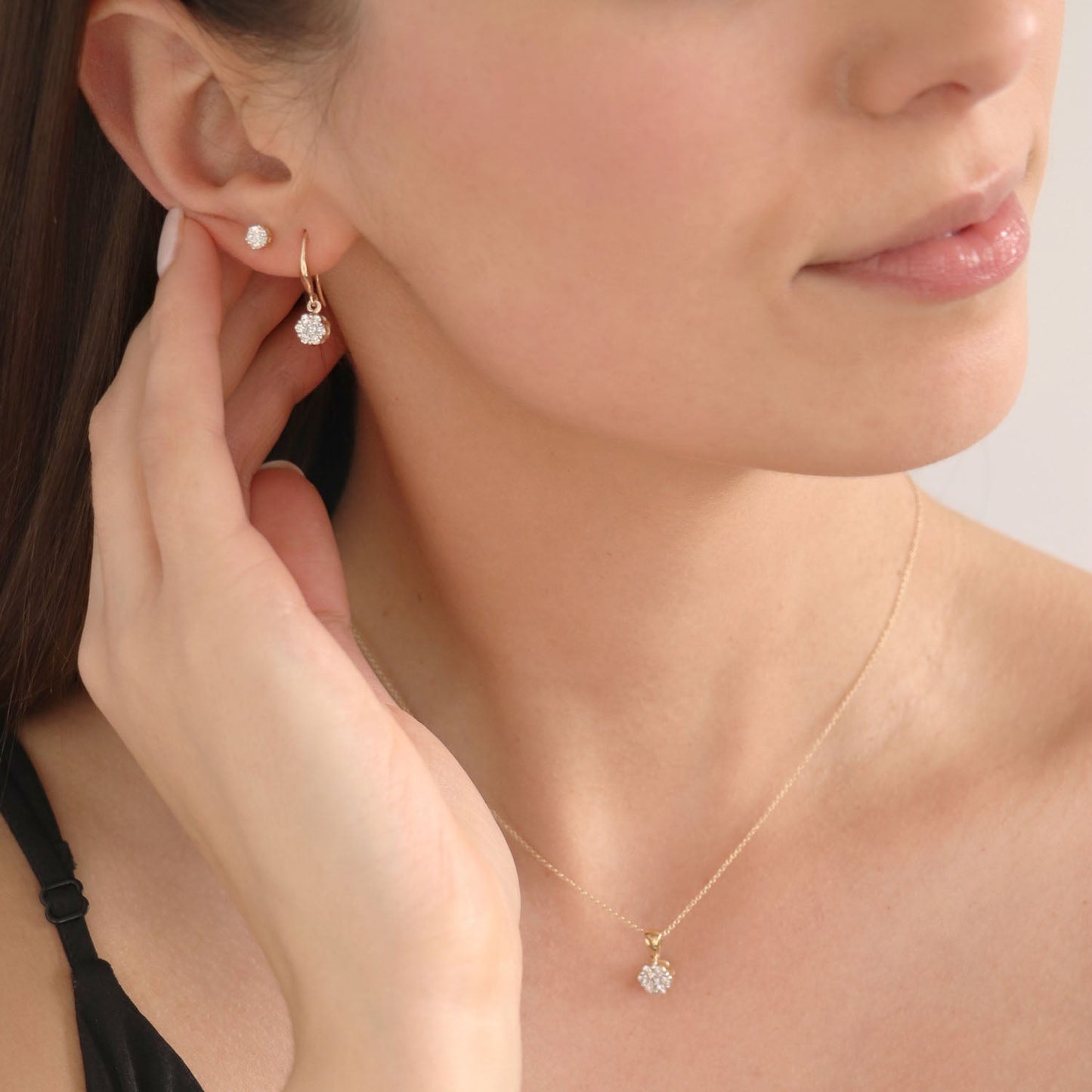 Diamond Stud Earrings with 0.33ct Diamonds in 18K Yellow Gold - 18Y6CE33